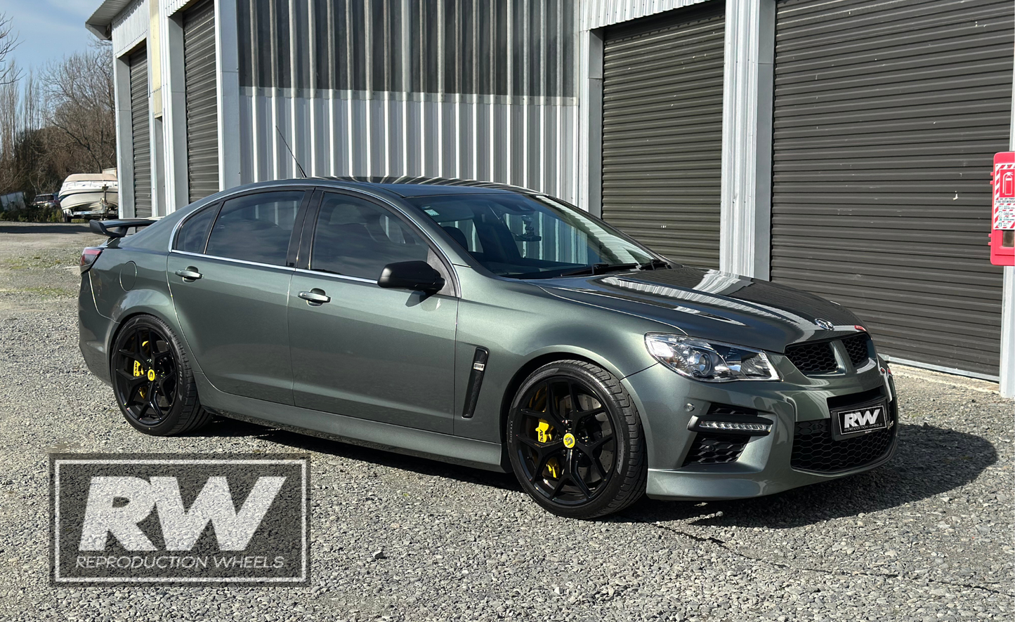 GEN-F2 GTSR SV Panorama 20 inch Gloss Black REPLICA Wheels