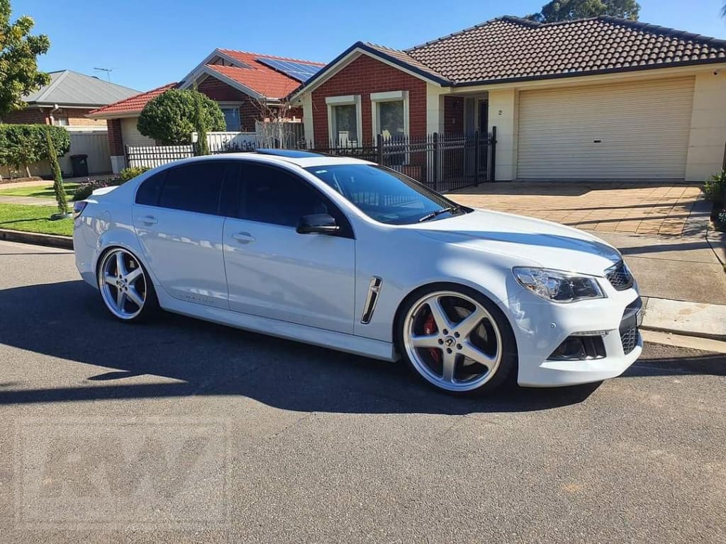 HSV VL Group A SS WALKINSHAW 22x9 Silver REPLICA Wheels