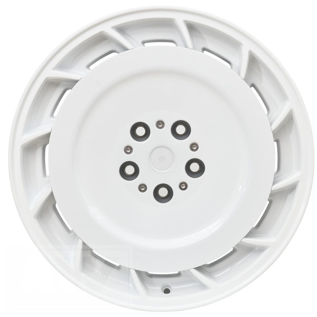 VK VE Group A AERO 19 inch White REPLICA Directional Wheels RIGHT 19x8 + 38 Alloy Wheels