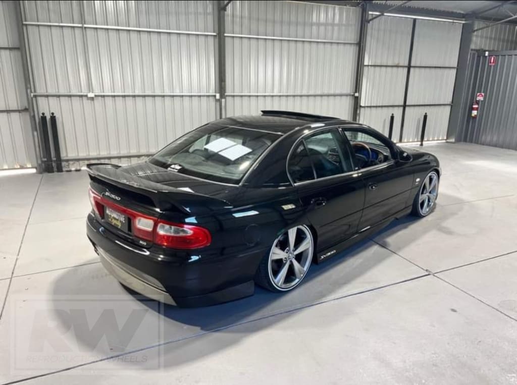 VX GTS 19" & 20" Hyper Black REPLICA Wheels